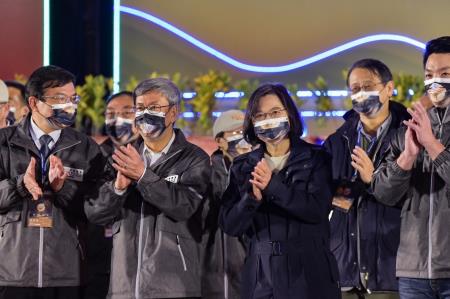 .2023年2月5日行政院長陳建仁出席2023台灣燈會開燈儀式。 　共5張