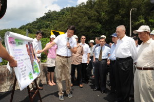 吳院長參觀坪林茶業博物館及聽取坪林低碳示範鄉簡報 　共1張