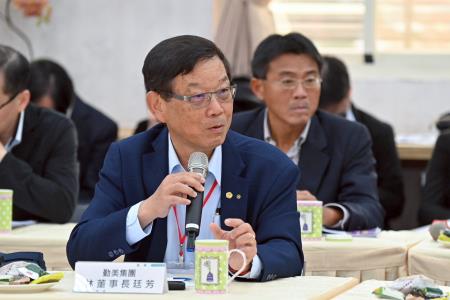 2025年4月19日行政院長卓榮泰出席新北場次產業座談會_5　共10張