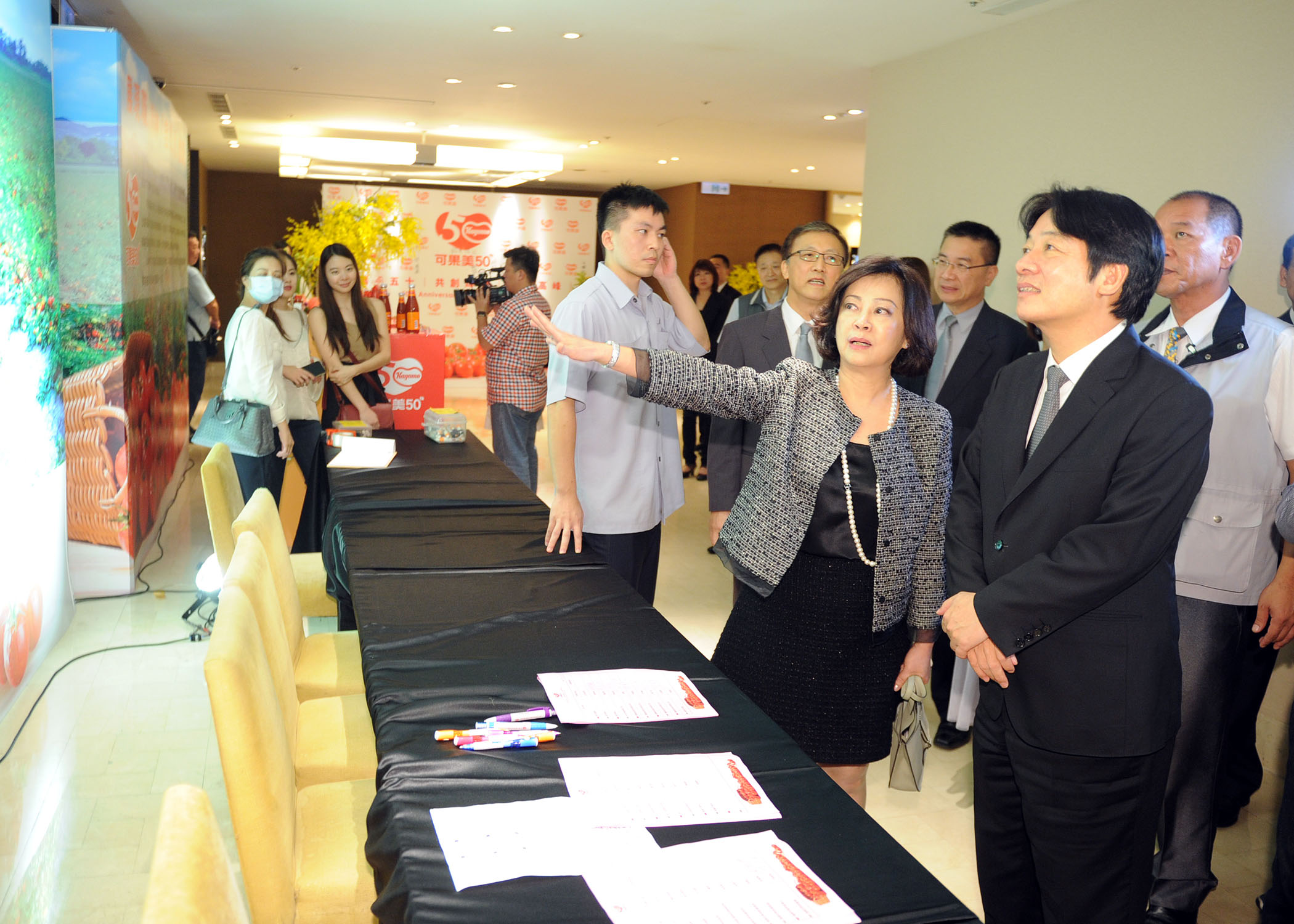 賴揆出席可果美公司50周年慶 呼籲企業家投資台灣　共4張