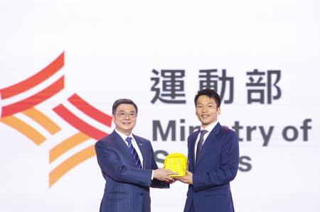 2025年9月9日行政院長卓榮泰出席運動部揭牌暨部長布達典禮 　共8張