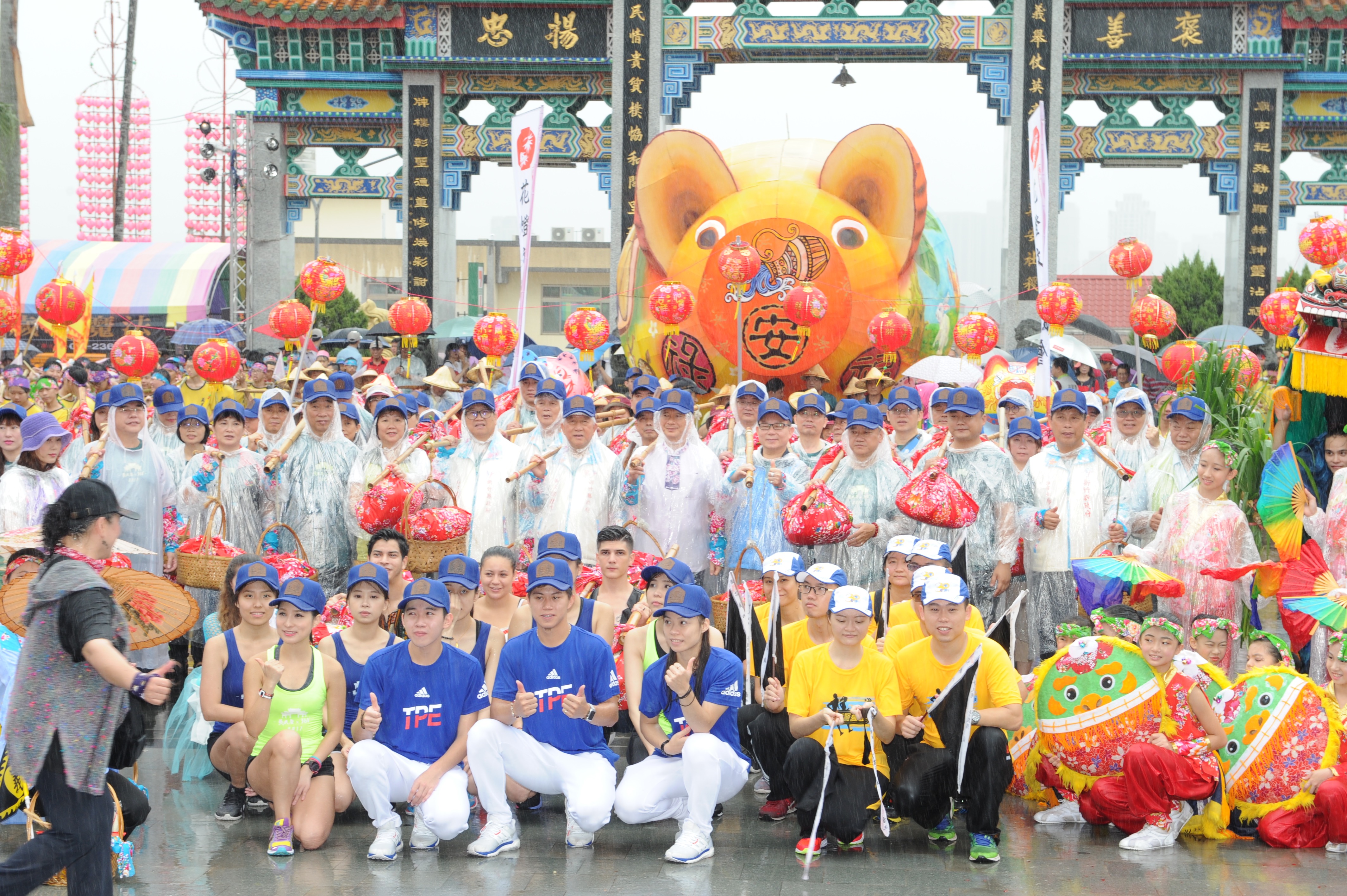 賴揆出席全國義民祭開幕 宣布三好消息 浪漫台三線指日可成 　共8張
