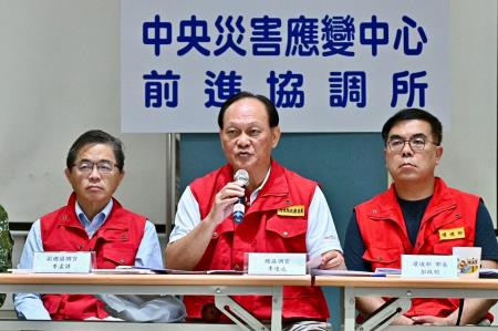 2025年10月5日中央災害應變中心前進協調所第20次工作會報後記者會　共5張