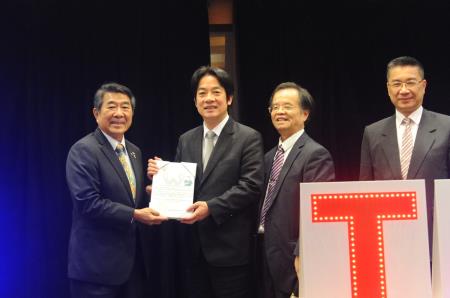 2018年3月28日行政院長賴清德出席2018年「台灣餐桌文化 倡求世界和平」系列工程啟動儀式。107.3.28IMG_0294
