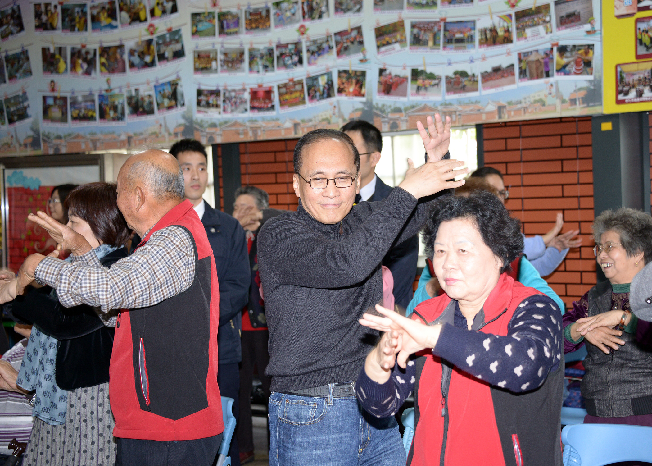 林揆：結合社區據點 積極推動長照服務