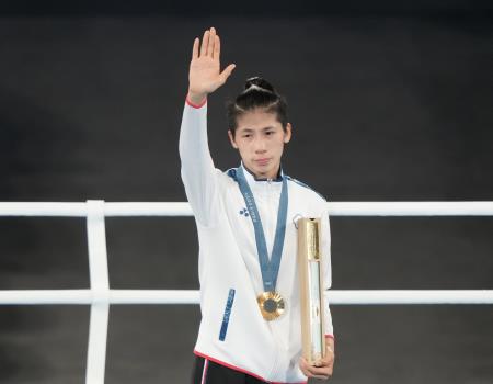 郭婞淳勇奪2020東京奧運舉重女子59公斤級金牌。（圖／教育部體育署提供）