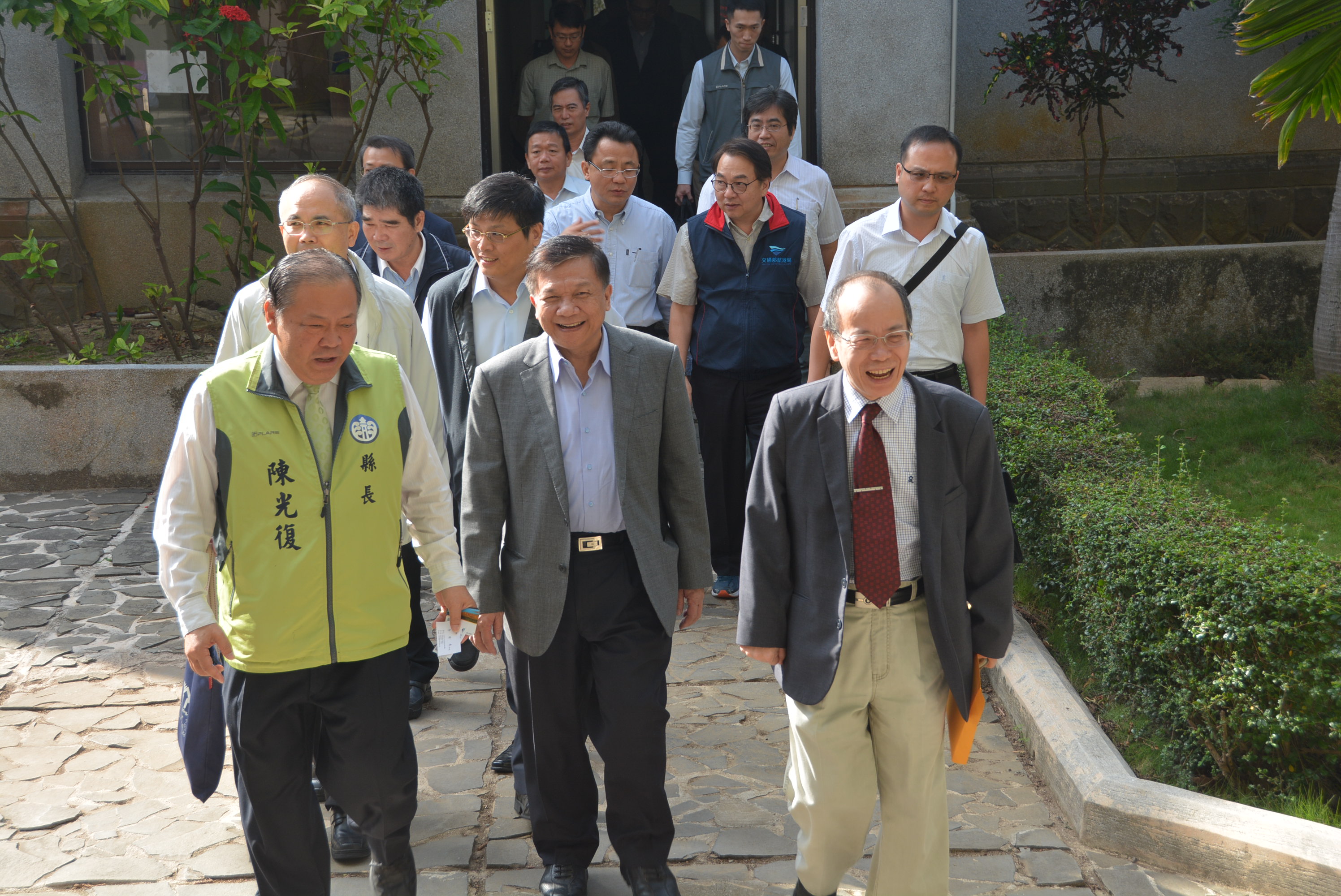 1051104執行長黃義佑隨同張景森政委、經濟部長李世光等與澎湖縣長陳光復座談